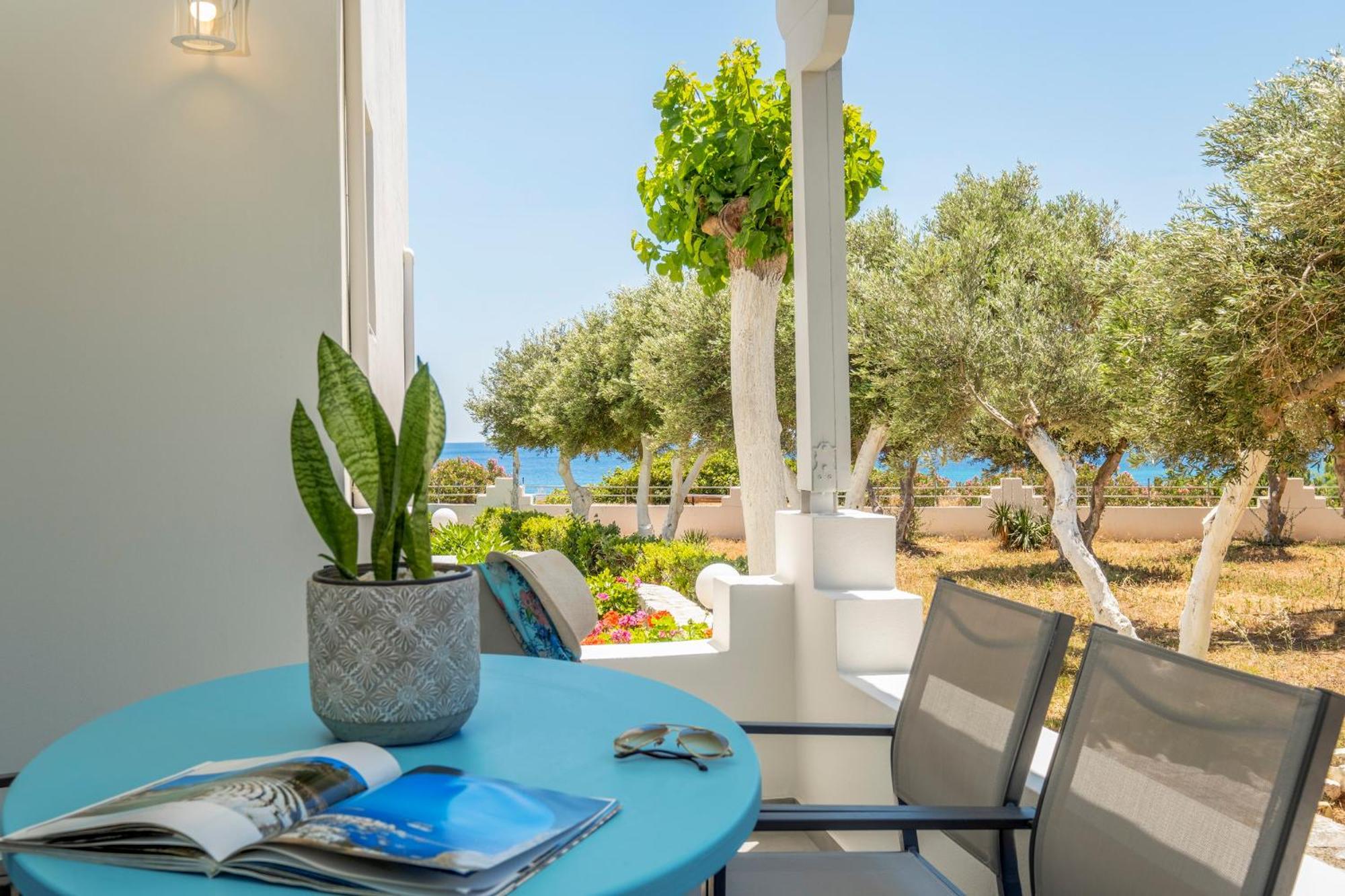 Apartment Paradisos *